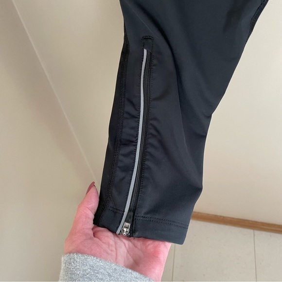 Nike Shield Tech Men’s Running Tights, lightweight, Water Resistance, Si… - Picture 10 of 16